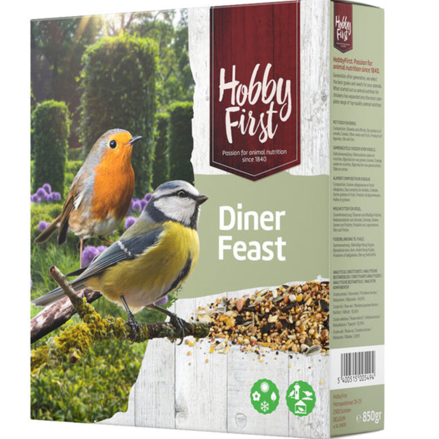 Hobby First - Wildlife Diner Feast - 850g